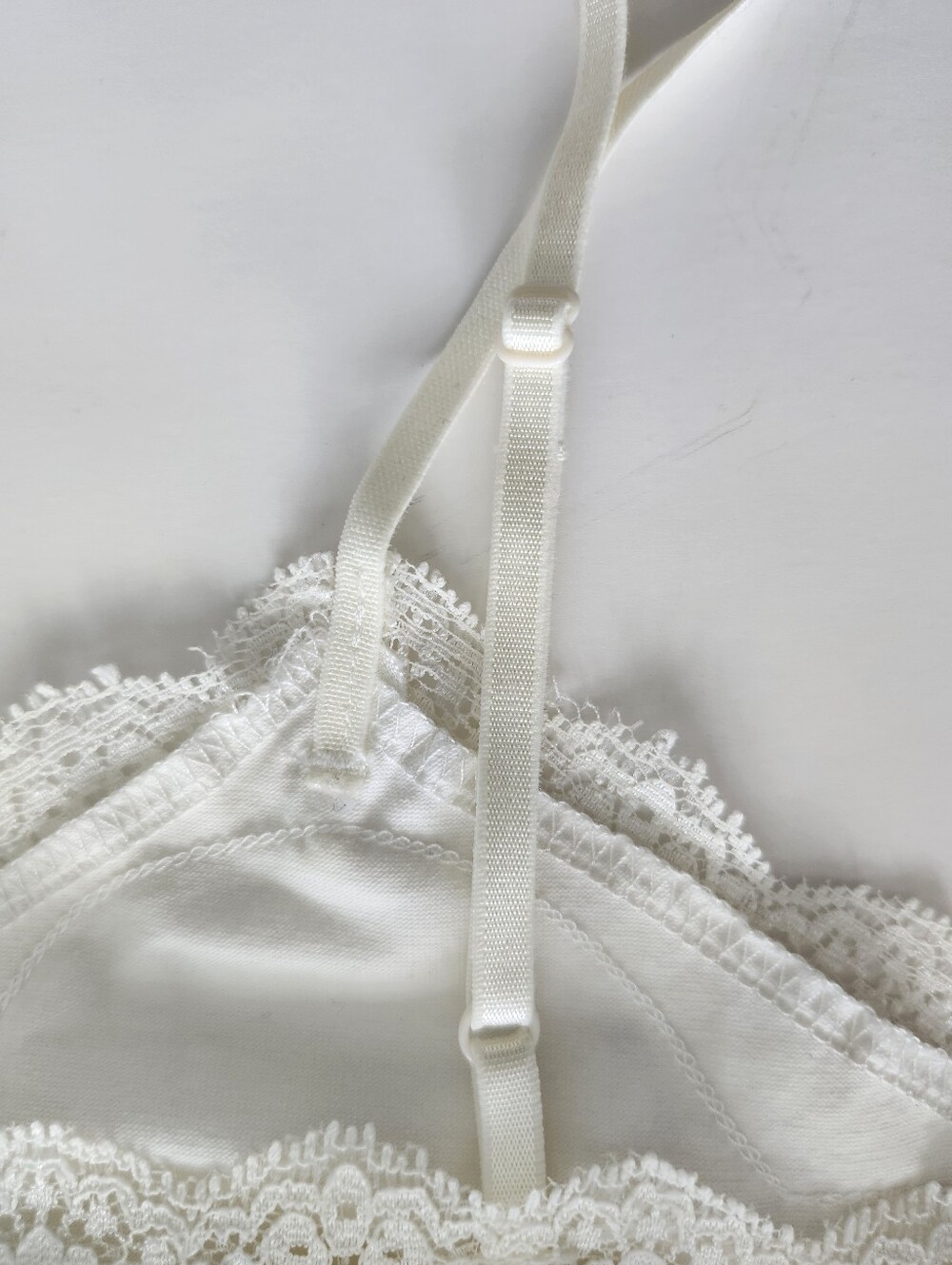 New Cream Lace-Trim Cami Top - Picture 4 of 7